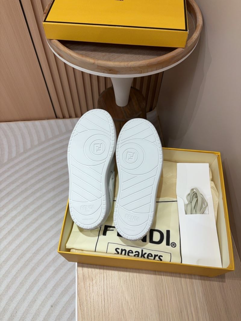 Fendi Low Shoes